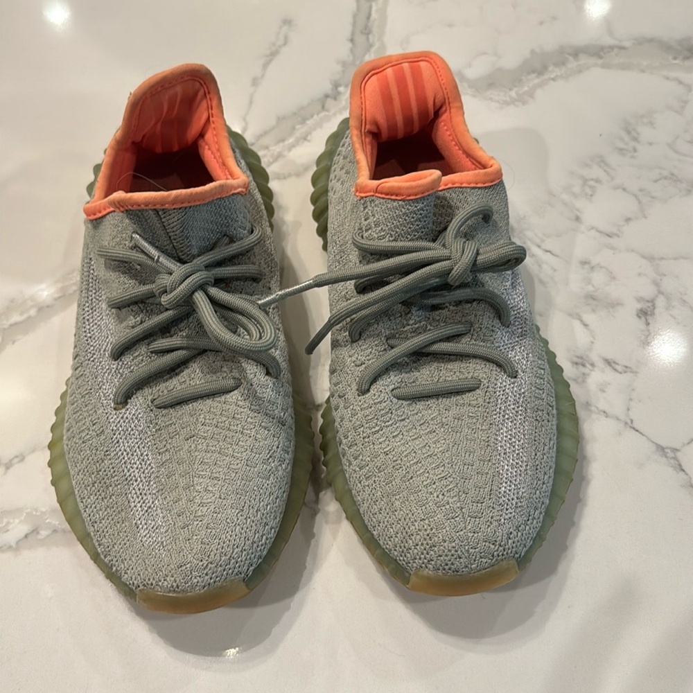 Yeezy Boost 350 V2 in size 5 mens 6.5 in women’s.